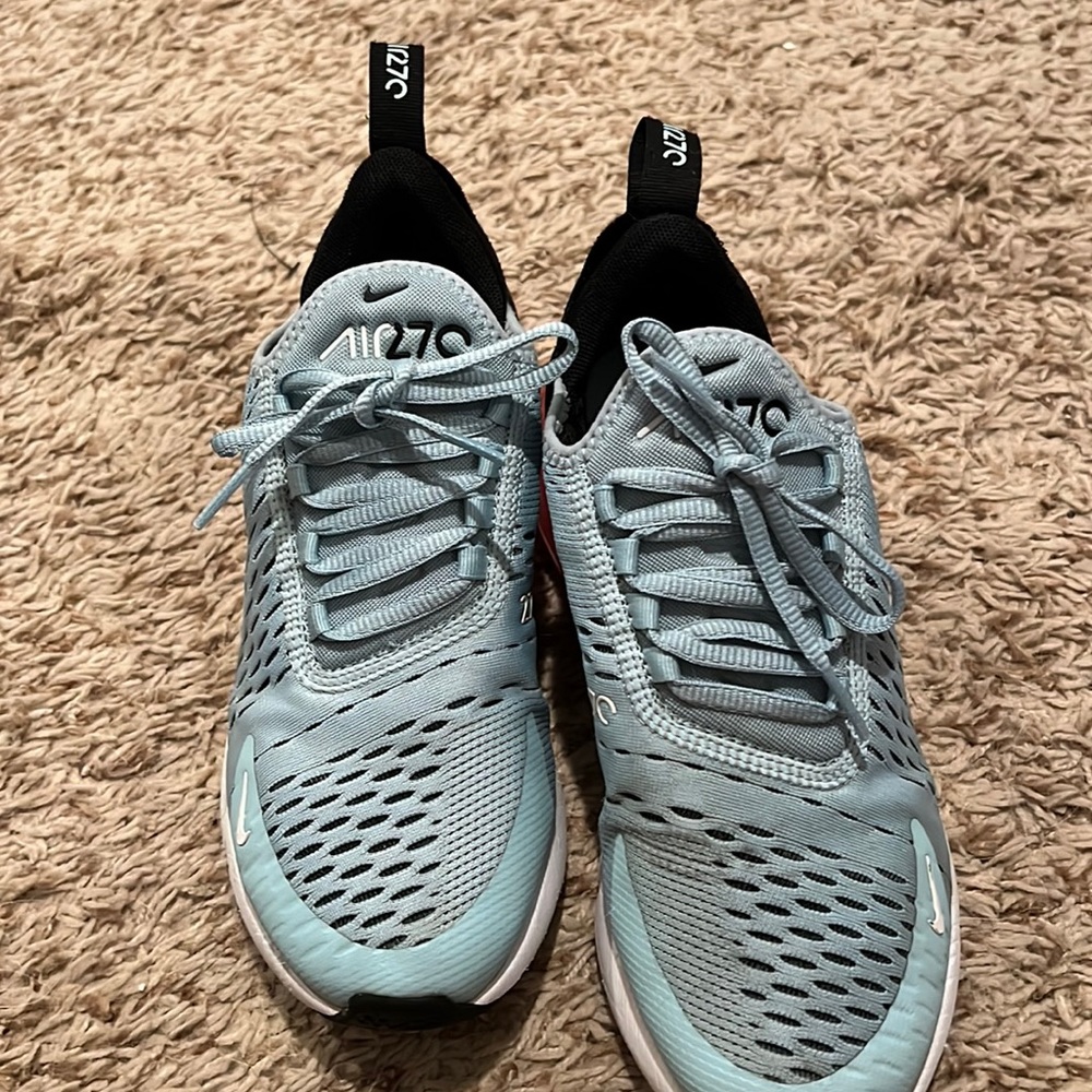 Blue with pink air cushion Nike air max 270